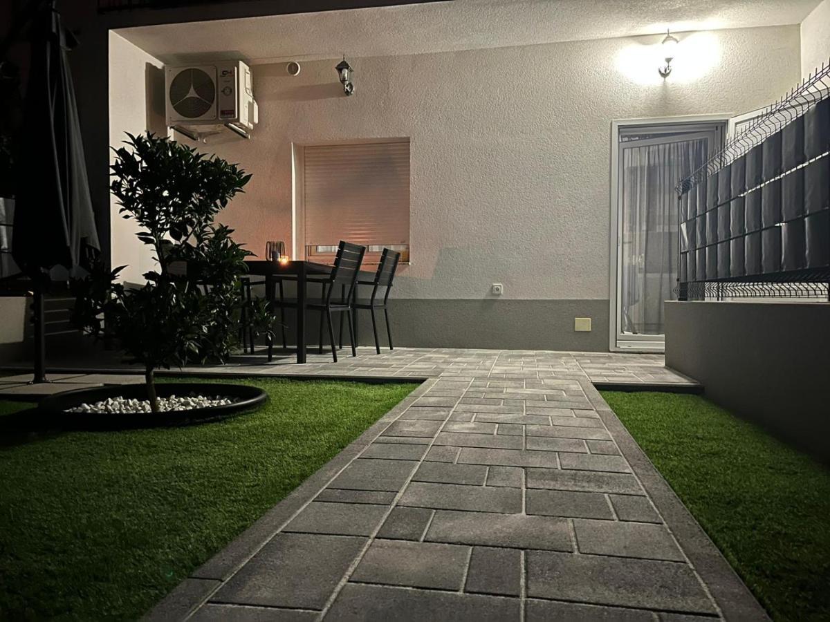 Ante'S Apartment สปลิท ภายนอก รูปภาพ